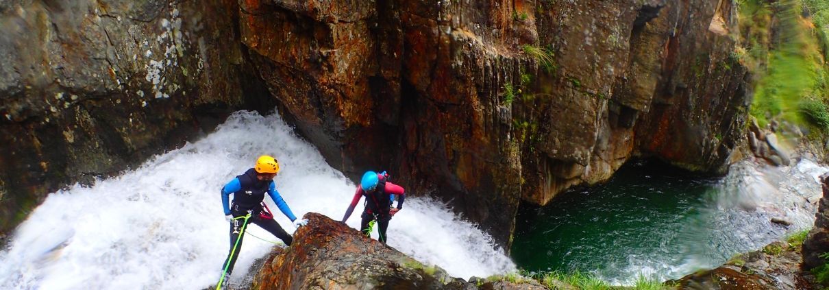 Barranco Artigue, rapel y tobogán. Barranquismo en la Cerdanya